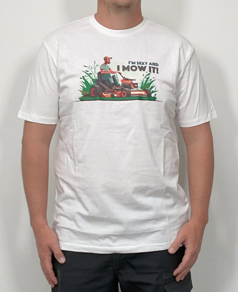 T-Shirt "I'm Sexy and I mow it" - Weiß - rasenwelt GmbH
